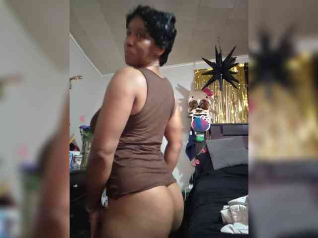 MrnMrsGoodi3tim3 webcam