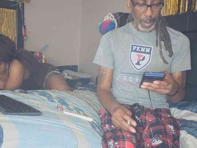 MrnMrsGoodi3tim3 webcam