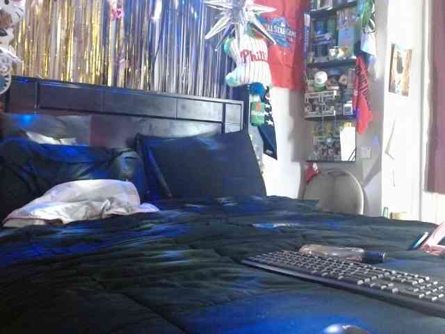 MrnMrsGoodi3tim3 webcam