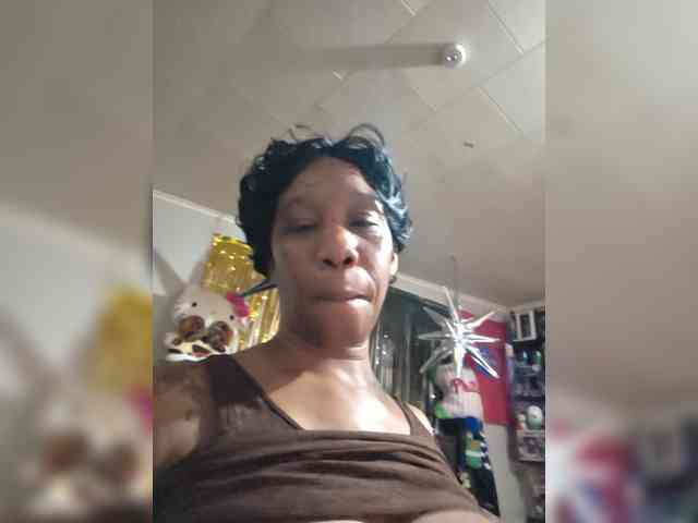 MrnMrsGoodi3tim3 webcam