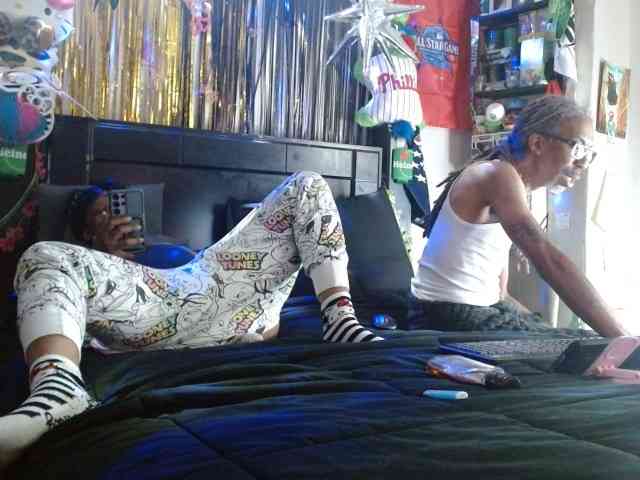 MrnMrsGoodi3tim3 webcam