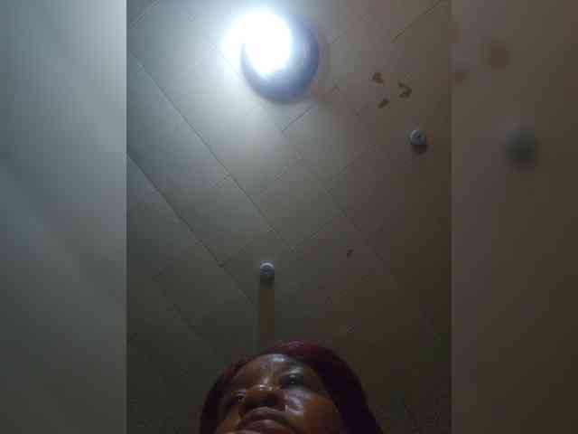 MrnMrsGoodi3tim3 webcam