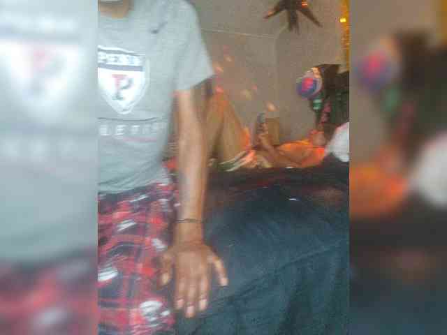 MrnMrsGoodi3tim3 webcam