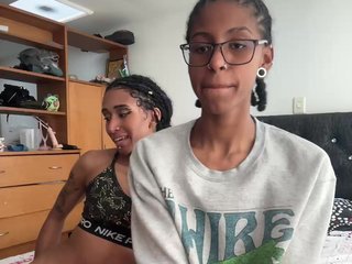 Love-Sun-Lynx Porn Show