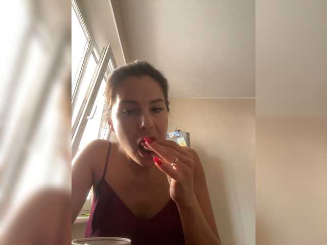 Hotkate77