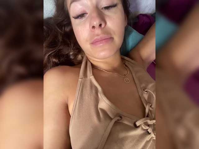 Hotkate77 live webcam show