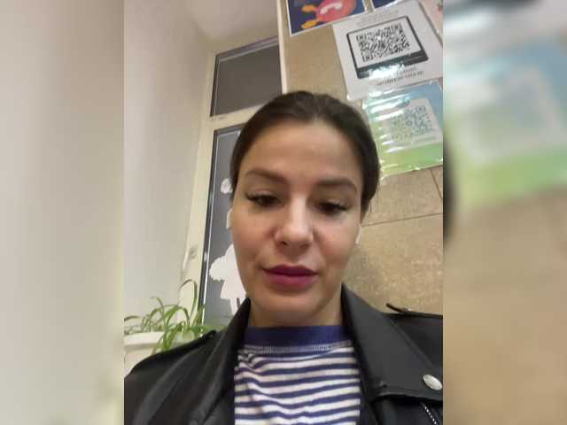 Hotkate77