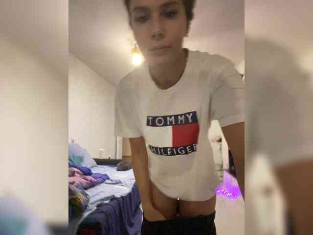 Hotkate77 webcam
