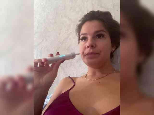 Hotkate77 webcam