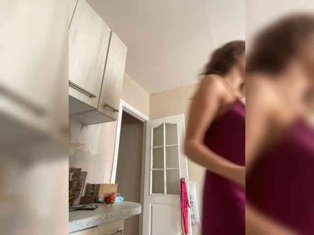 Hotkate77 webcam