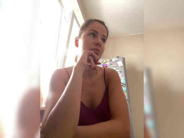 Hotkate77 webcam