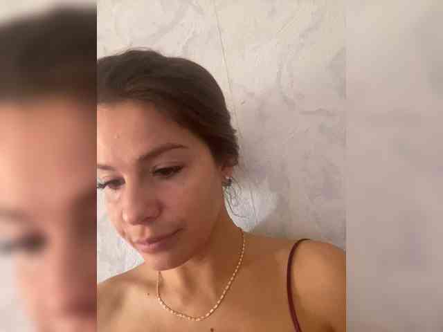 Hotkate77 webcam
