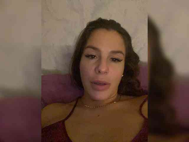 Hotkate77 webcam