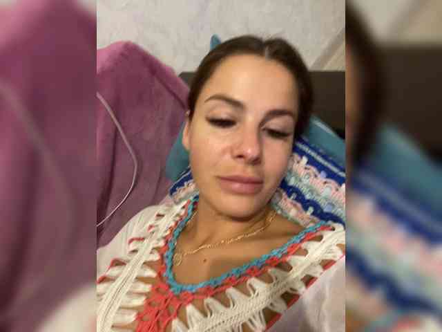 Hotkate77 Live Webcam on BongaCams