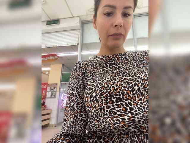 Hotkate77 webcam