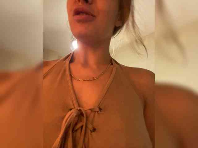 Hotkate77 webcam