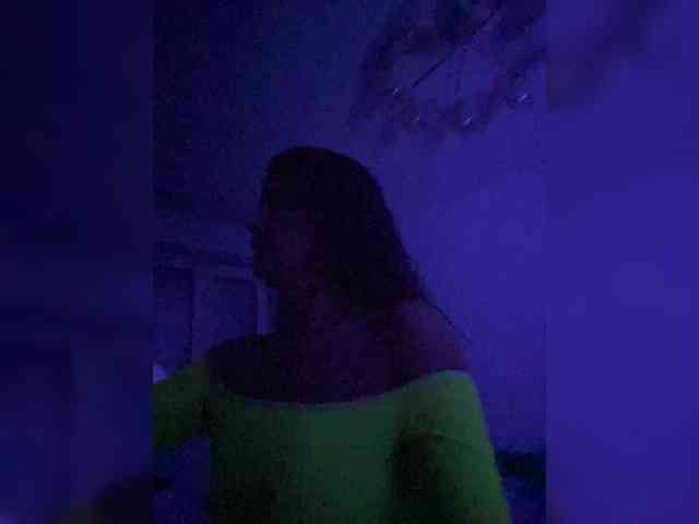 Hotkate77 webcam