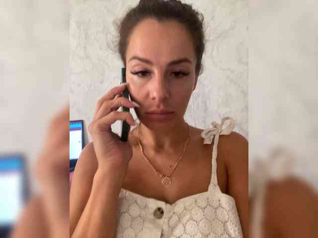 Hotkate77 webcam