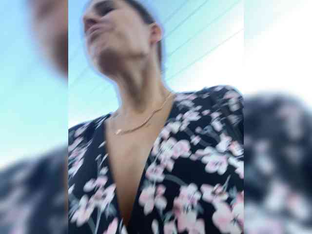 Hotkate77 webcam