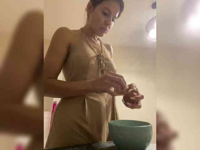 Hotkate77 webcam