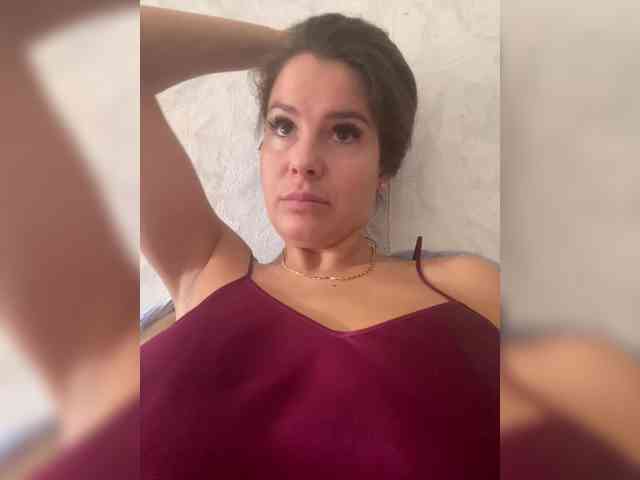 Hotkate77 webcam