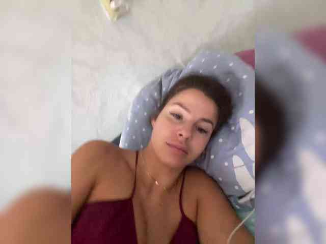 Hotkate77 webcam