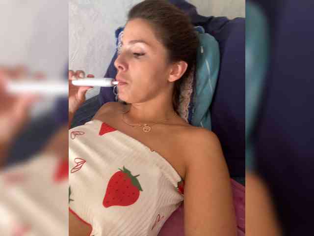 Hotkate77 Live Webcam on BongaCams