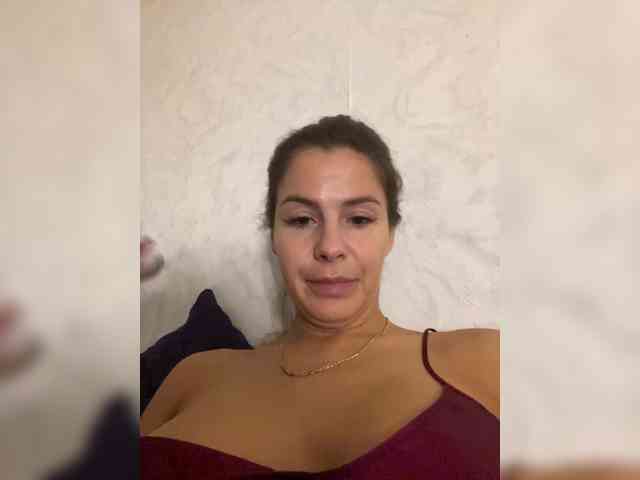 Hotkate77 webcam