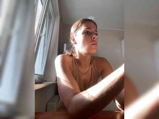 Hotkate77 webcam