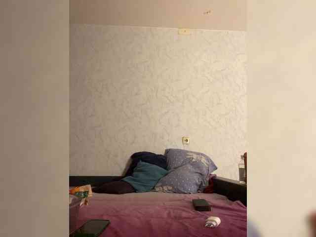 Hotkate77 webcam