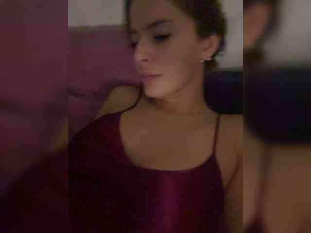 Hotkate77 webcam