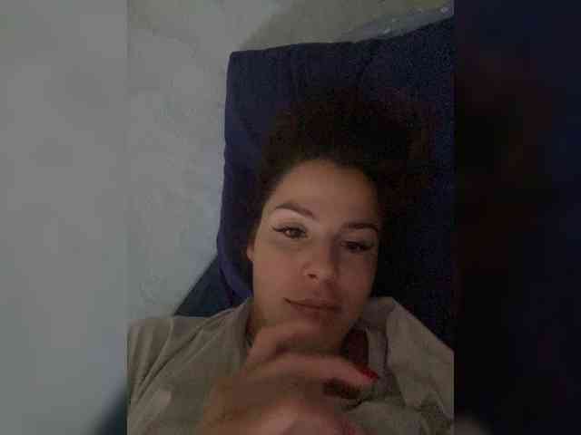 Hotkate77 webcam