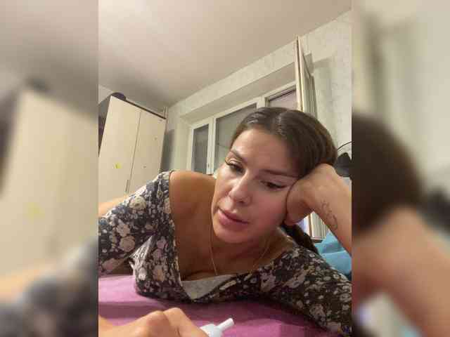 Hotkate77 webcam