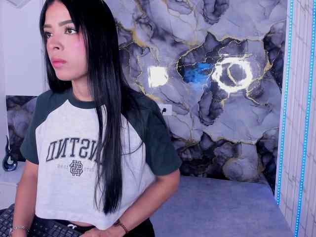 AmberYZafiro webcam