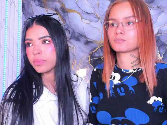 AmberYZafiro webcam
