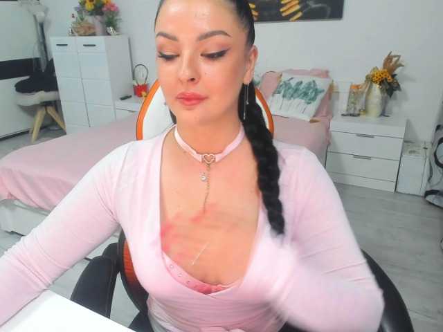 LadyEcho live cam on BongaCams