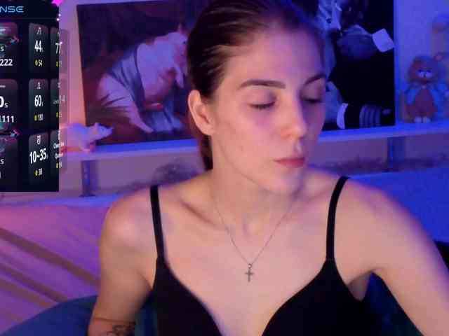 adameow webcam