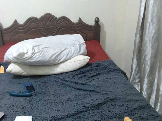 Caramelbabe live cam on BongaCams
