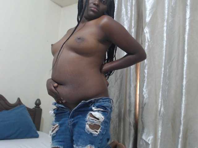 Caramelbabe live webcam show