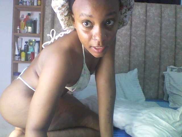 Sexxy-miss live cam preview
