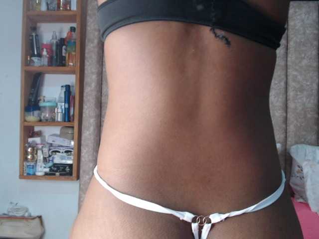 Sexxy-miss live cam on BongaCams