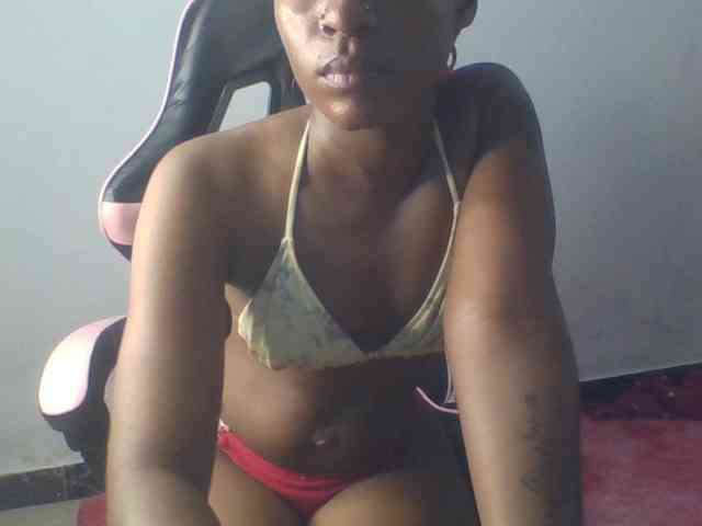 Sexxy-miss webcam