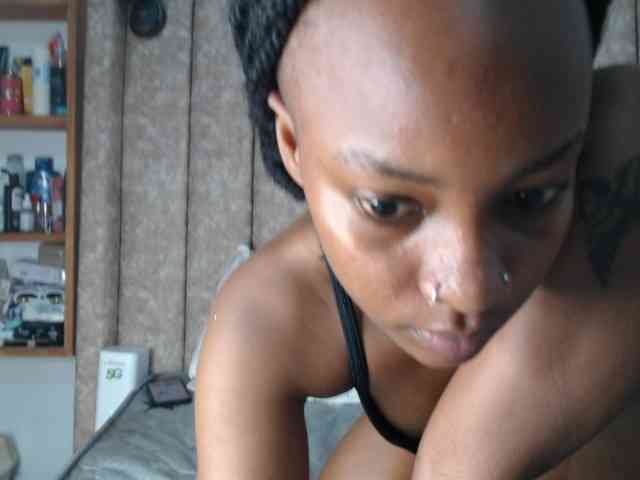 Sexxy-miss webcam