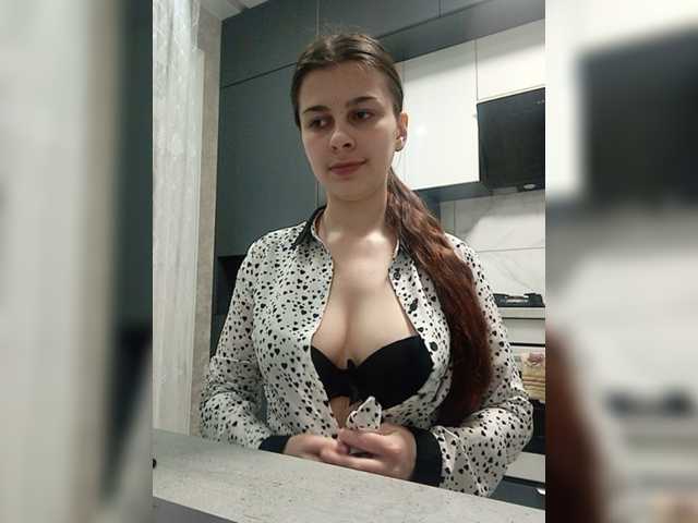 NatalieKing live cam on BongaCams