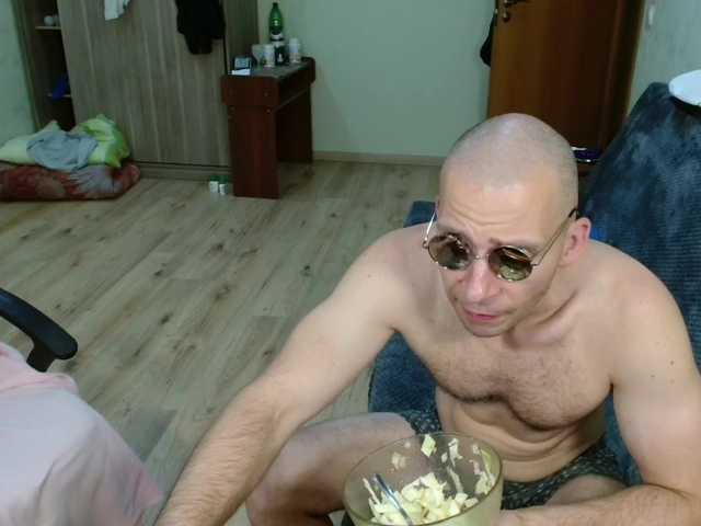 MrHrundelus