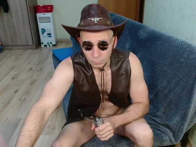 MrHrundelus