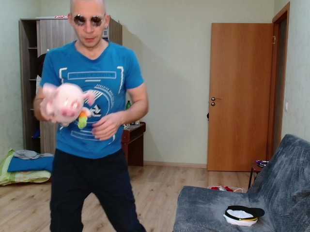 MrHrundelus