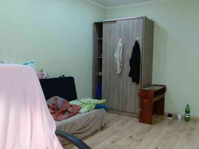 MrHrundelus Live Webcam on BongaCams