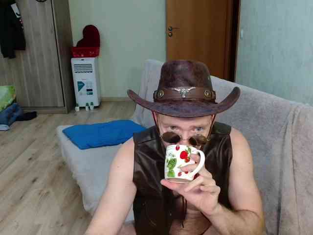 MrHrundelus
