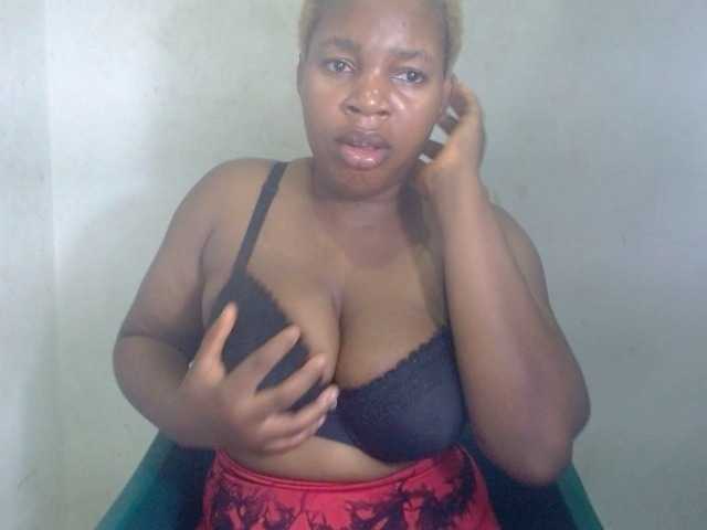 Juicypie live webcam show
